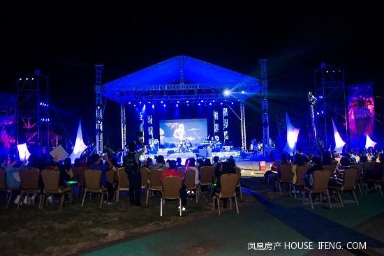 摇滚天团空降韶关碧桂园凤凰城 明星草地音乐