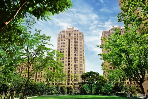 际8号楼豪装景观楼王火热销售中 --凤凰房产南通