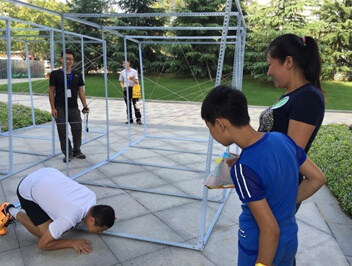 白桦林·明天穿越大明宫公园家庭极限挑战火