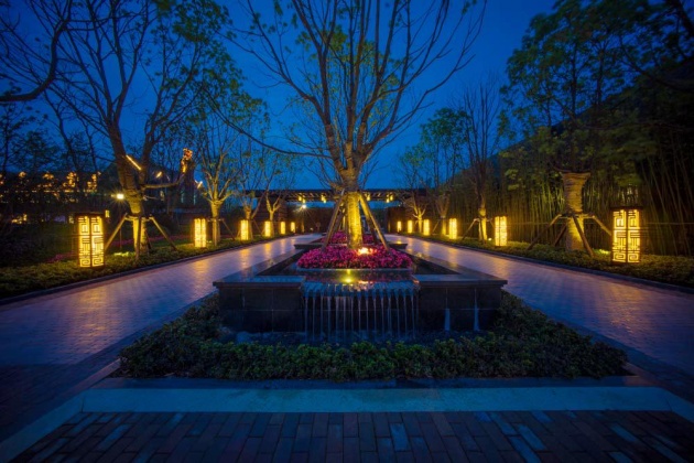 旭辉湖山源著:世界鼓王礼遇湖山 源著鼓手节开