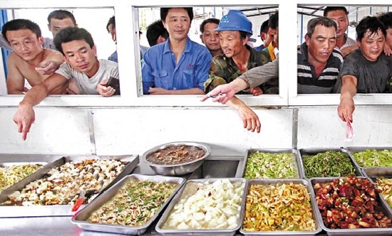 城阳区流亭街道开展建筑工地食品安全检查 --凤