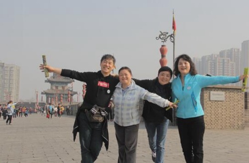 天城墙健步赏春踏青活动圆满结束 --凤凰房产西安