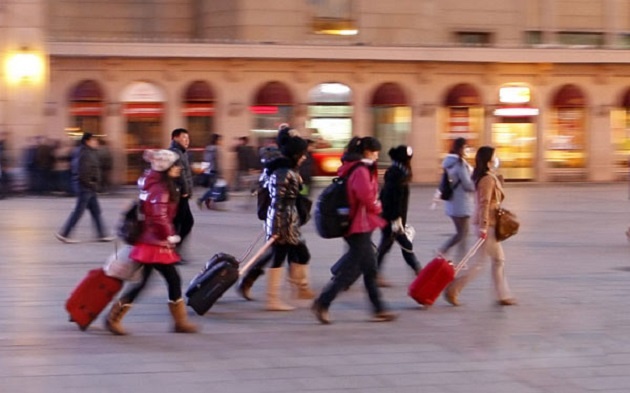 外媒称三四线楼市去库存难:年轻人去了大城市