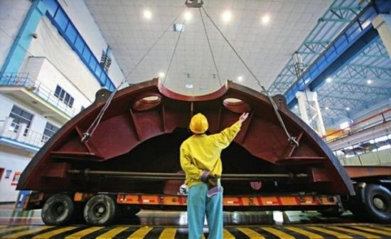 一季度中国GDP增速料微降至6.7% 基建房地产