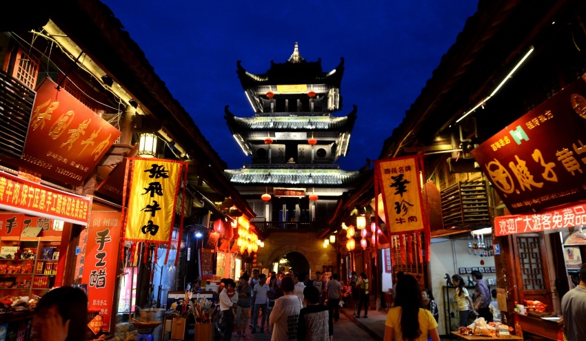 有购房者一次性买走成都某楼盘60套房 总价上