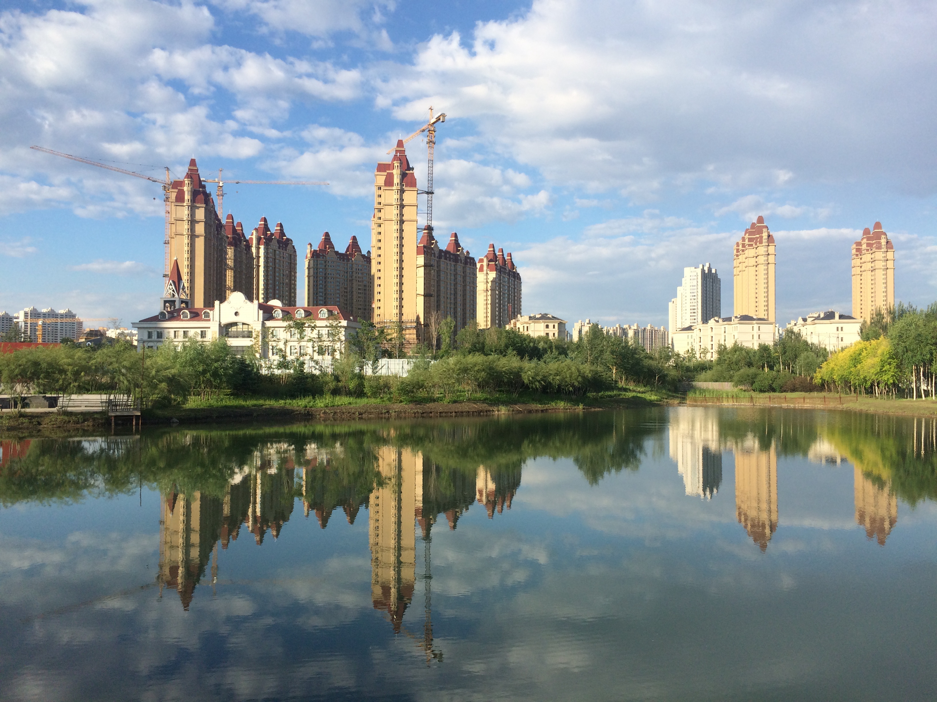 实景图_宏润·翠湖天地实景图-哈尔滨凤凰网房产