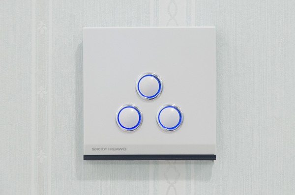 科技感十足的开关按钮