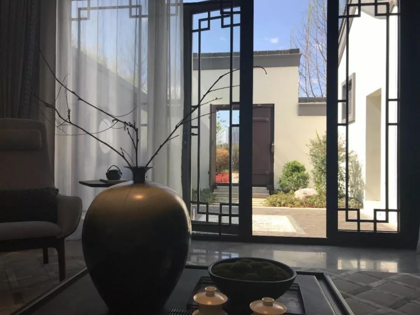 现场爆料| 青山湖下的小院子 楚雄首开 宾客盈门!