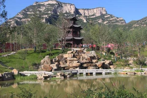 石家庄首个合院别墅精彩亮相 荣盛鹿泉第一届国际风筝节全城狂欢