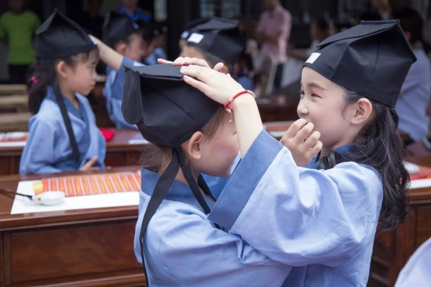 国学夏令营|这个暑假,让孩子成为一个儒雅好少年