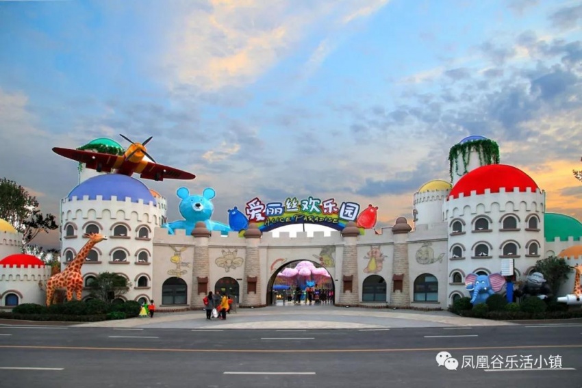 周末小镇手机摄影放大小镇细微之美奇妙探索实验开启科学之旅