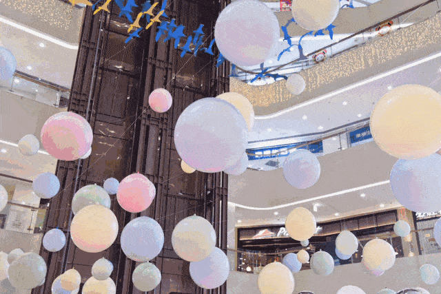 乌鲁木齐首个马卡龙气球展 | 40000只马卡龙色气球空降万达广场!