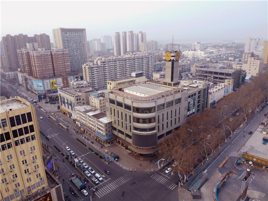 是新乡市的行政管理机关,也经常作为新乡的代表性建筑出现在新乡的